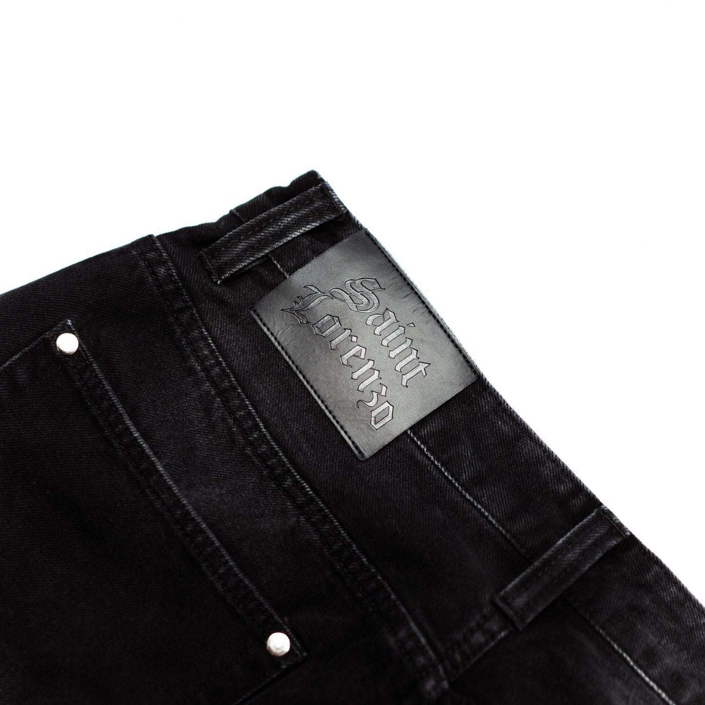 SIGNATURE DENIM